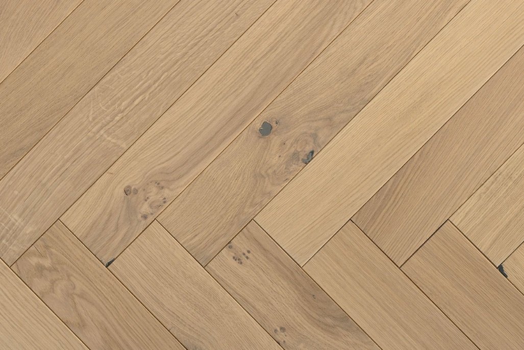 Vital (Pure) Hakwood Herringbone 80x14x480mm -Price Per Sq. Yard.